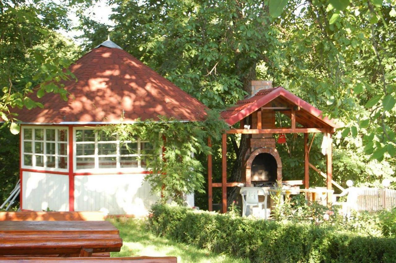 Pensiunea Stefania Brebu Minastirei Exterior photo